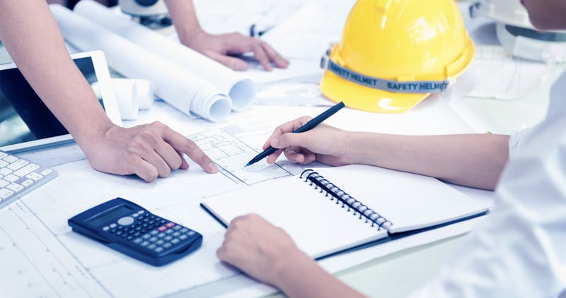 calculating around table